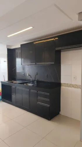 VENDE-SE APARTAMENTO SEMIMOBILIADO - RESIDENCIAL MONTE SINAI, QD 706 SUL PALMAS/TO