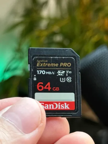 Cartão SD de memória 64GB SanDisk Extreme PRO