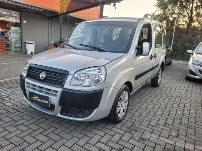 Fiat Doblo Attractive 1.4 Fire Flex 8V 5P 2015
