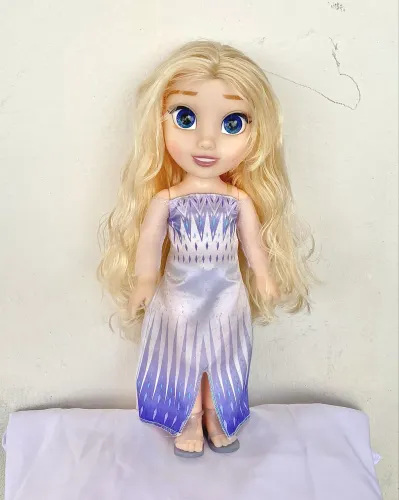 Boneca Elsa Frozen 2