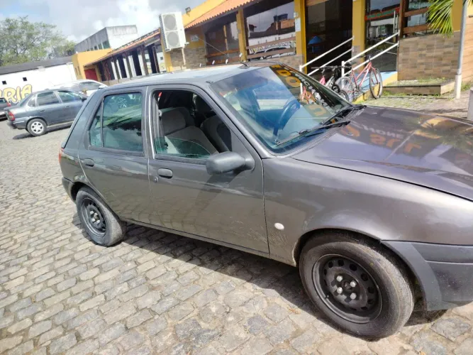 Ford Fiesta GL 1.0 5P 2001