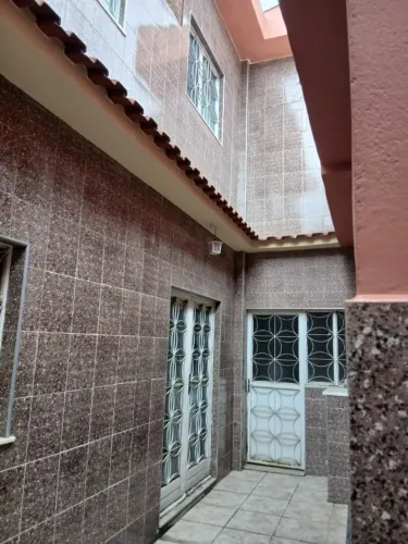 Casa em Nova Iguaçu, bairro Kennedy próximo Rua F