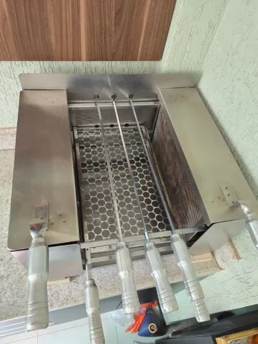 Churrasqueira que não faz fumaça - Para apartamento