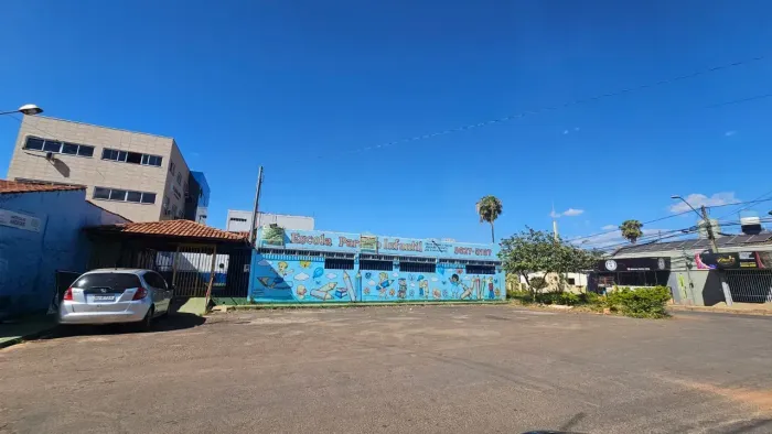 PONTO COMERCIAL PARA ESCOLA OU INSTITUIÇÃO DE ENSINO
