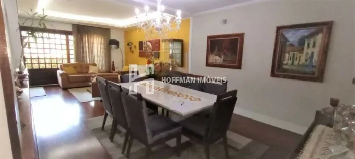 Sobrado com 4 dormitórios à venda 280 m² -Santa Maria.