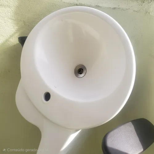 PIA DE BANHEIRO 'DECA' 58CM