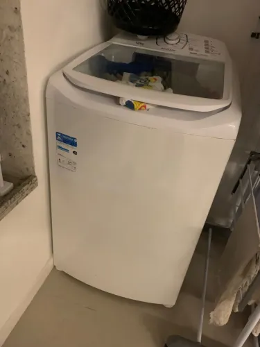 Vendo máquina de lavar 12kg 