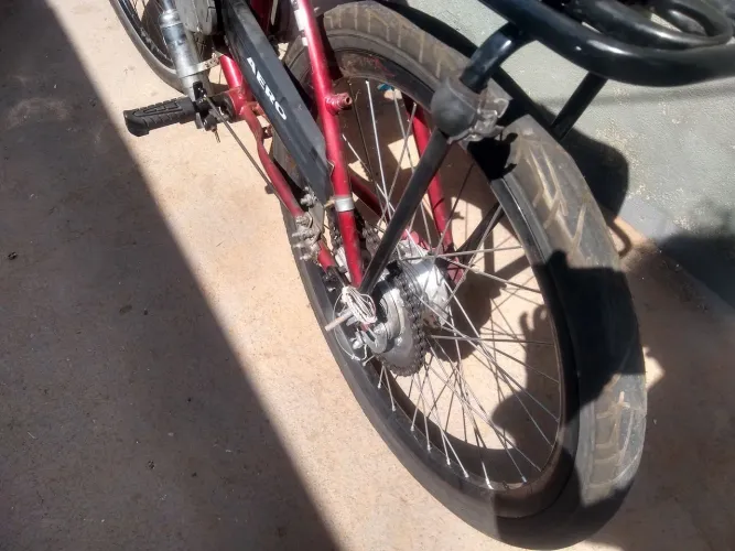 Bicicleta Motorizada 80 cc cubo Mobilete partida elétrica seninova 1.500 reais