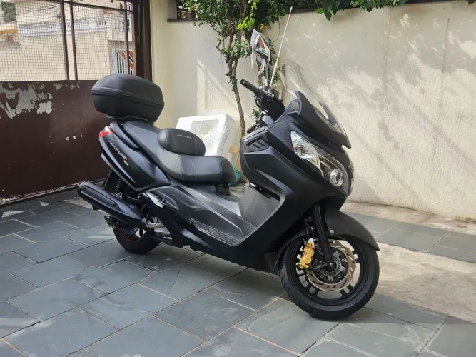 Maxsym 400 em ótimo estado excelente estado conservação 