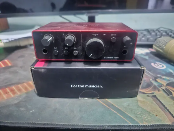 Interface de Áudio Focusrite Scarlet Solo 4ª geração