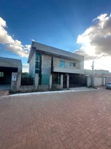 VENDO CASA AMPLA NA PONTE ALTA NORTE COM 4 QUARTOS