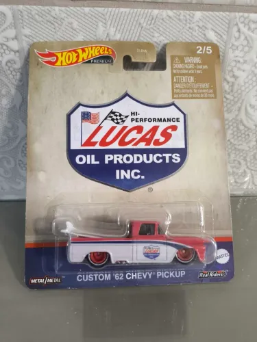 Hot Wheels premium.2023 Chevrolet 1962 custom