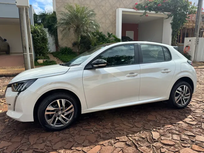 Peugeot 208 Griffe 1.6 Flex 16V 5P Aut. 2023