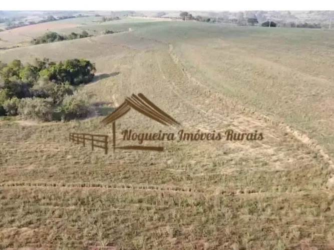 Excelente área com 13,74 alqueires na Região de Sorocaba.