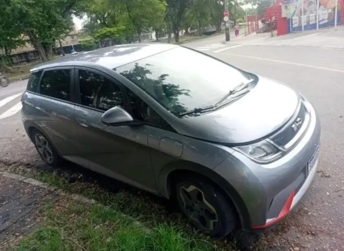 BYD Dolphin EV (Elétrico) 2025