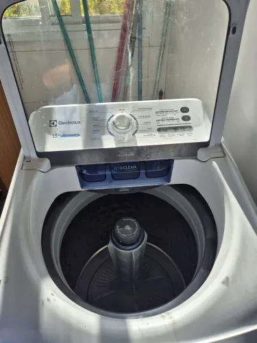 Máquina de lavar Eletrolux 13 kg