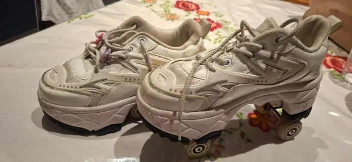 Tenis rodinha 34
