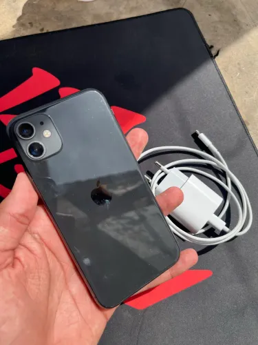 iPhone 11 64GB