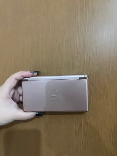 VENDO NINTENDO DSi