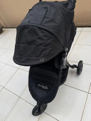 Carrinho de bebê jogger city mini GT