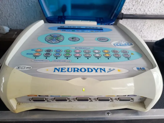 Vendo Neurodyn 10 Canais Ibramed. Leia.