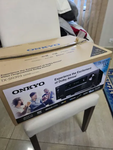 ?Receiver Onkyo TX-SR393 - 5.2 canais - 4K/HDR/Dolby Atmos - Novo na Caixa