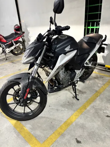 Vendo ou troco por 600cc