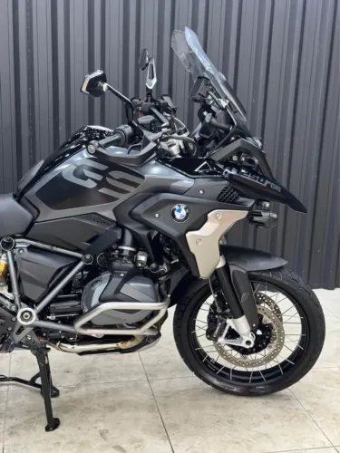 BMW 1250 Triple Black 2021