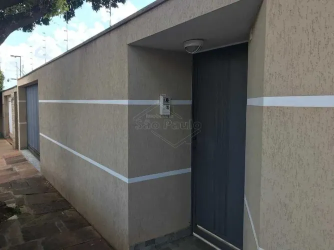 Venda de Casas / Padrão na cidade de Araraquara
