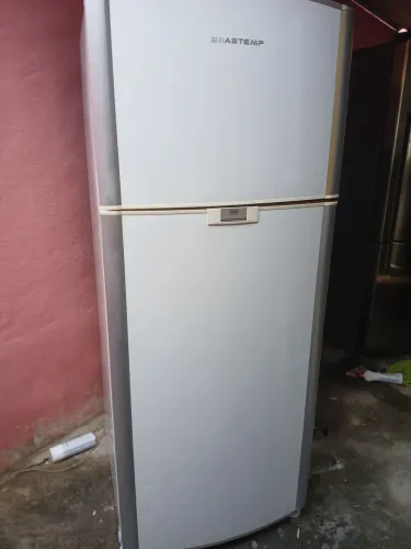 Geladeira Brastemp 415 litros econômica funcionando perfeitamente 