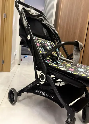 Carrinho de Bebê Máxi Baby 15kg