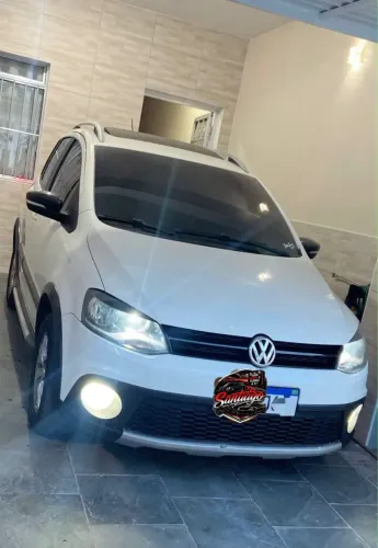 Volkswagen Crossfox 1.6 MI Total Flex 8V 5P 2013