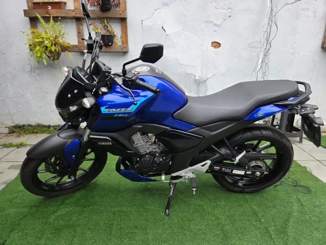 YAMAHA Fazer FZ15 Connected zerada 1,500km