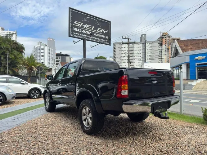 Toyota Hilux CD SRV D4-d 4X4 3.0 TDI Diesel AUT 2006
