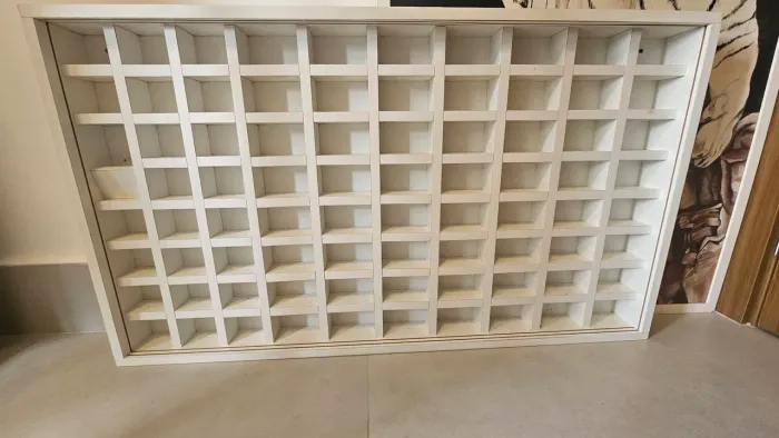 Estante em MDF para Carrinhos    80 nichos
