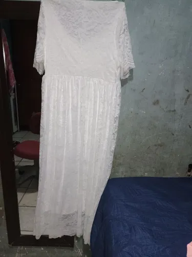 Vendo Belíssimo Vestido de Noiva Plusyze 48/50 Comprei na Shein Mas não fixou bom em mim!