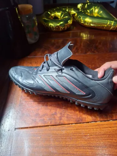 Chuteira society adidas copa