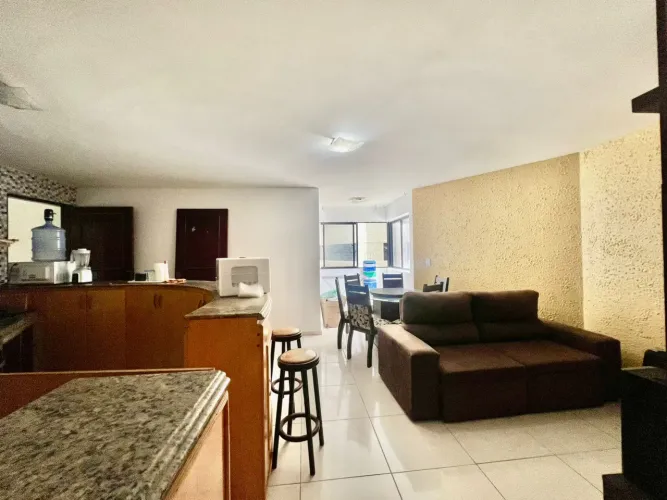 Aluga-se apartamento quarto e sala mobiliado (Com vista mar)