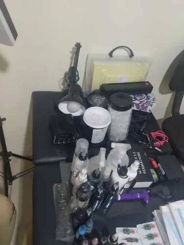 Material pra iniciantes na área de tatuagem