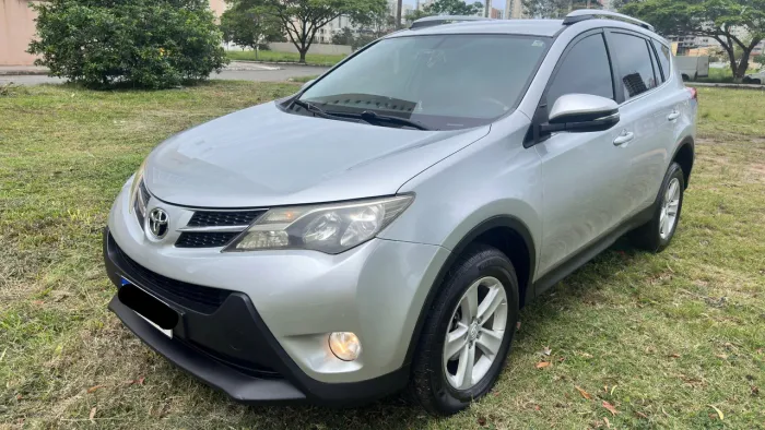 Toyota RAV4 2.0 4X2 16V Aut. 2013