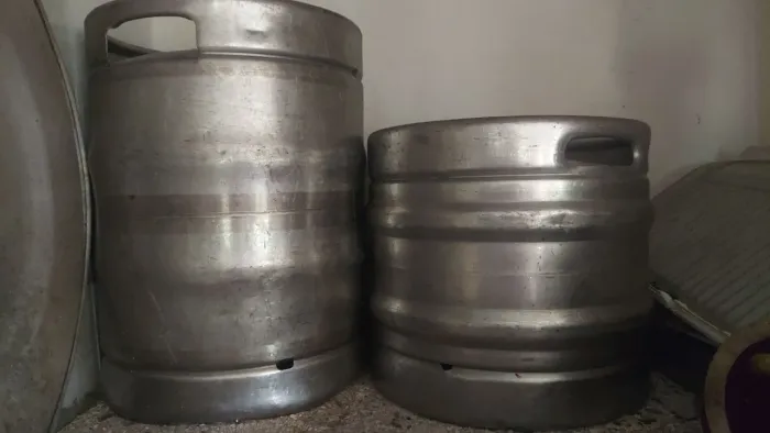 Barril de cerveja 50 e 30 litros