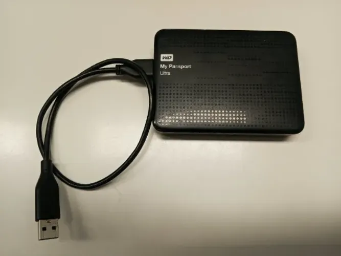 HD Externo 2 TB USB 3.0 WD My Passport Ultra