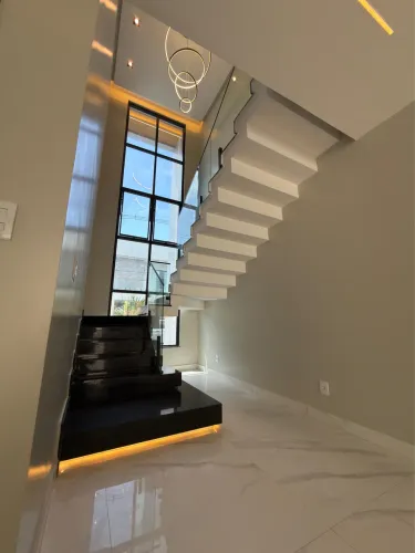 Casa impecável no Cond. Arbre em Ananindeua com 4/4, 3 suítes , 201m2 por 1.3M