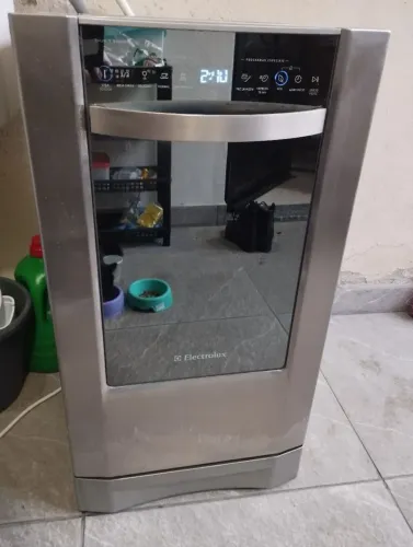 Lava Louças ELECTROLUX LE09X - 127v - Top de linha