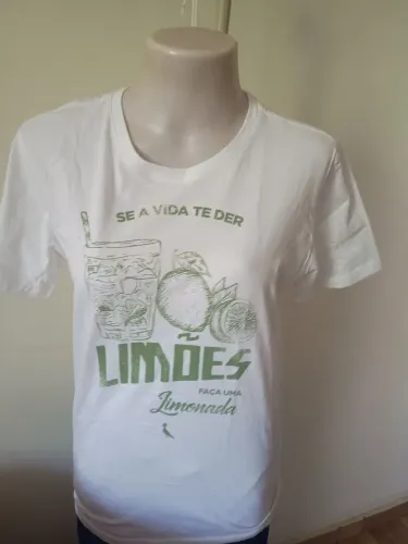 camiseta reserva mini branca estampa limões