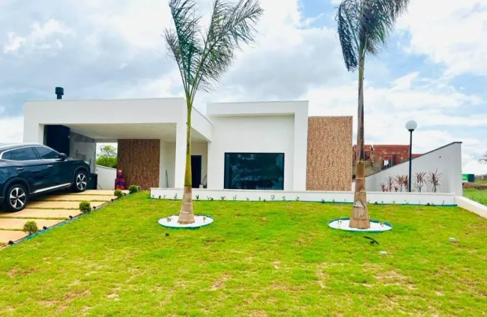 Casa com 4 dormitórios à venda