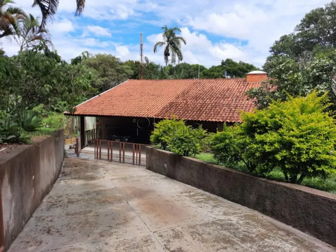 Chácara à venda em Louveira, Jardim Nova América, com 2 quartos, com 5200 m²