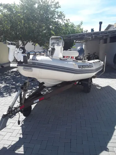 Bote inflável Sail Master motor yamaha 40hp 4t motor autobot gps