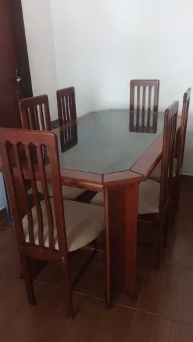 Mesa 6 cadeiras 