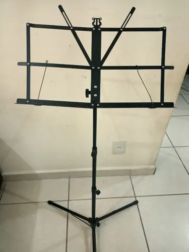 Estante de Partitura Dobrável com Bolsa - Ótimo Estado